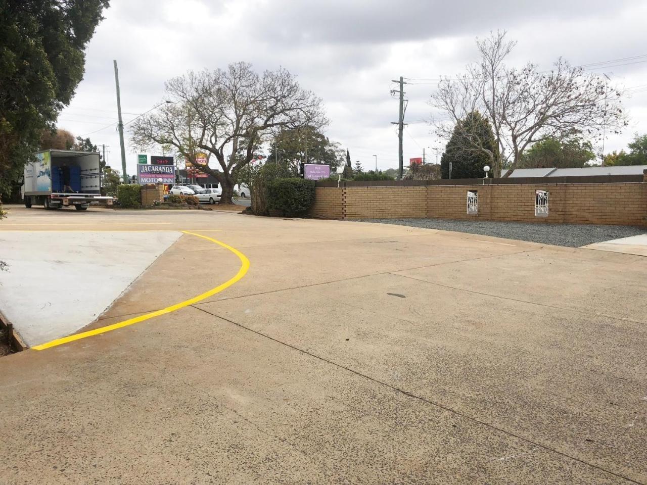 Jacaranda Place Motor Inn Toowoomba Exterior photo